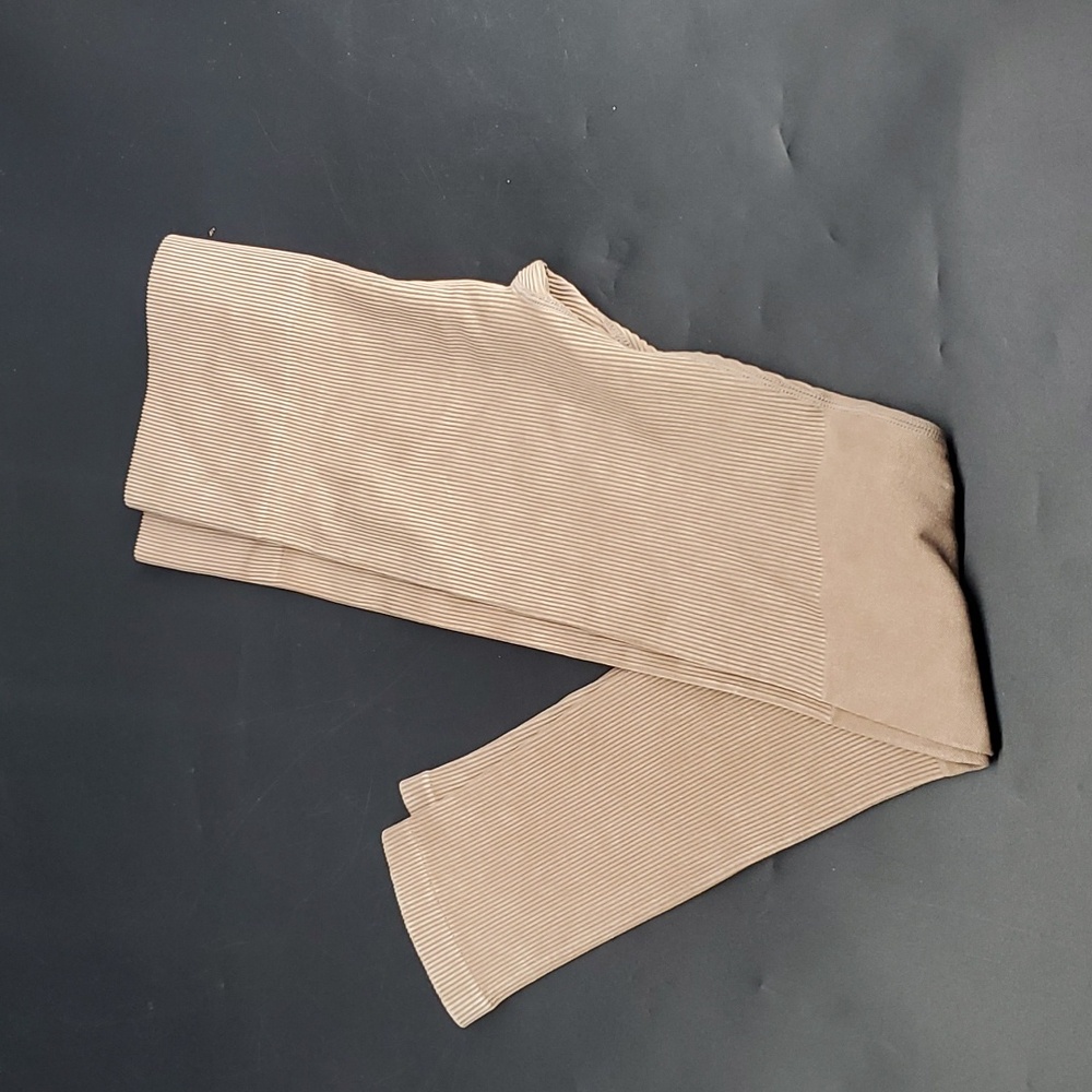 Mona B Leggings Medium